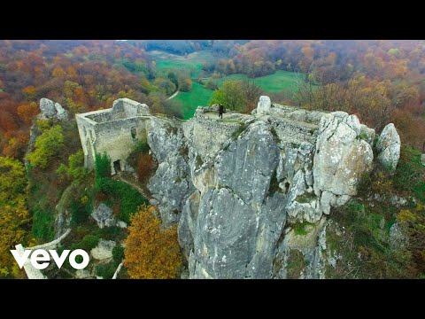 Neven Stipčić - Čujem Ti Glas (Official Video)
