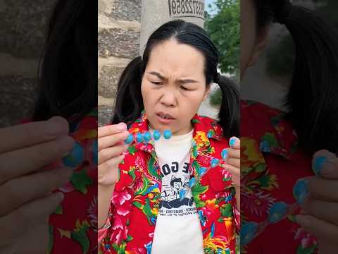 ¿Por qué no viene ningún dulce aquí adentro！