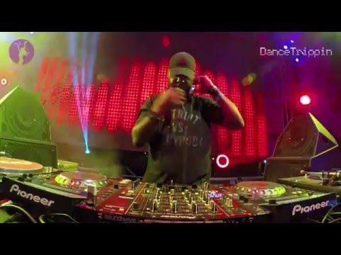 Oscar L - Tormenta [Played by Blake Baxter]