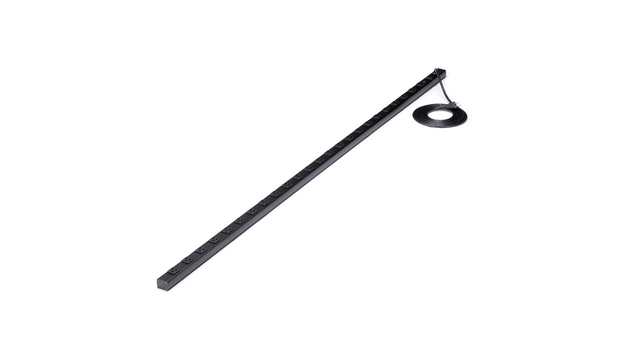 Server Rack PDU with 24 outlets - RKPW247015 | StarTech.com
