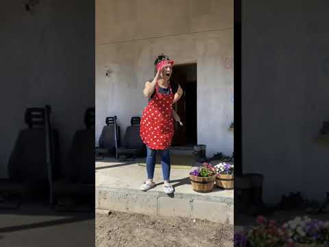 ŚWIĘTA NA KWARANTANNIE 2020 (inspirowane skeczem kabaretu PARANIENORMALNI - KWARANTANNA