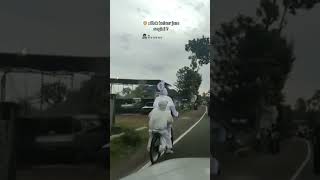 Download lagu Pocong Naik Sepeda Di Siang Bolong mp3