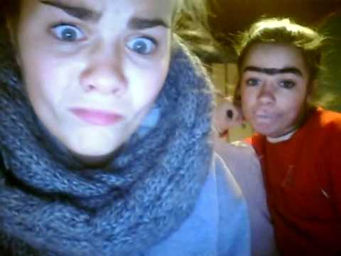 Videoclip de Blogg — deLillos