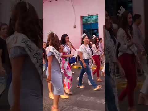iniciando desfile nocturno #sonsonatecity #reynas #bonitas #viral #shortsviral #shorts #shortsvideo