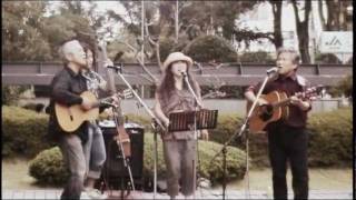 Peter Paul and Mary cover band: POM  [Early in the morning ]