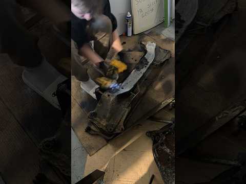 Reconditioning the project car rear subframe #mr2 #classiccar #restoration