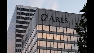 Private Credit Challenges: Apollo's Investor Struggles