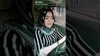 Download lagu Tante girang mp3 Download lagu Tante girang mp3