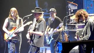 Neil Young -- LIKE AN INCA -- Ziggo Dome - Amsterdam -- 9 july 2016