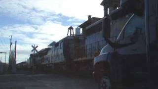 preview picture of video 'CSX D795 on the Hanover Sub: 01/18/10'