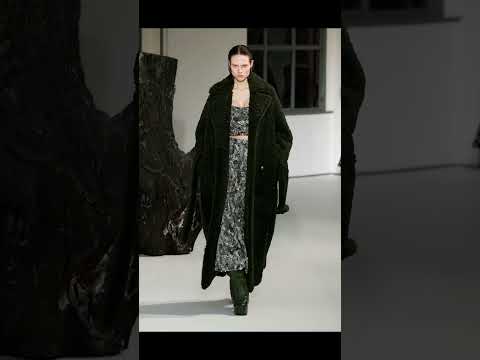 32. DEL CORE | Autumn/Winter 2023 | Milan | womenswear