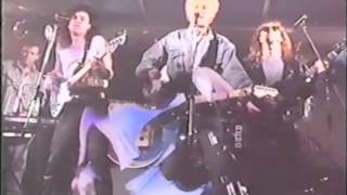 Roger Taylor's The Cross – Cowboys And Indian  (2 Drummers)