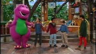 Kadr z teledysku Barney: I Love You tekst piosenki Cartoon Songs