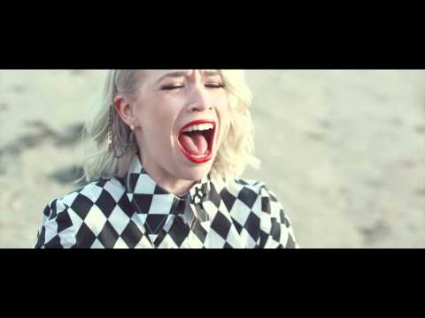 download lagu mp3 mp4 Linda Harrison Scottish Singer, download lagu Linda Harrison Scottish Singer gratis, unduh video klip Linda Harrison Scottish Singer