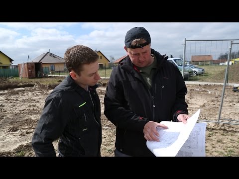 Zaměření domu a stavba laviček