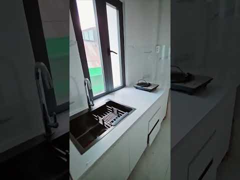 1 Bedroom apartment for rent with balcony on Hoang Hoa Tham street in Binh Thanh District