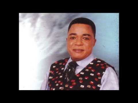 BON ANNIVERSAIRE: MAYAULA MAYONI