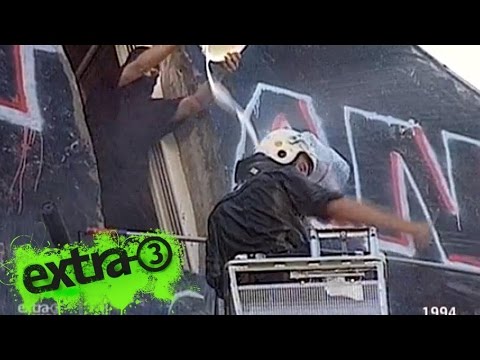 x3-Classix: Polizei in der Hafenstraße | extra 3 | NDR