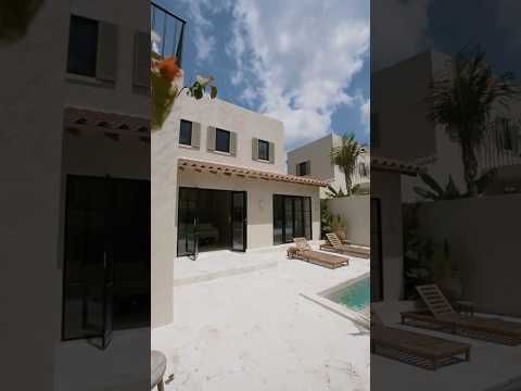 A Tropical-Santa Fe Villa in Canggu