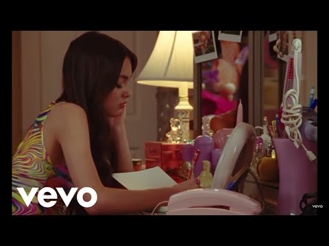 Olivia Rodrigo - happier (Music Video)