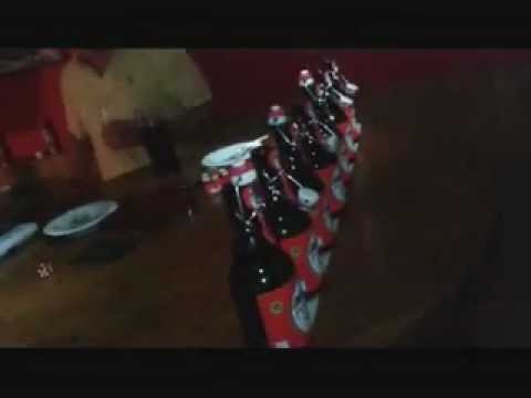 Prömpeln im Party Keller