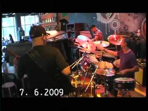 Kenny Hogan + Bong - Fusion Trio