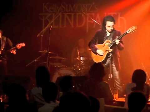 Kelly Simonz - Desperado (live at Flamingo The Arusha, May 26th, 2006)