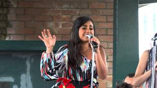 Jessica Mauboy - All I Want for Christmas (Indian Pacific Australian Outback Christmas Concert 2011)