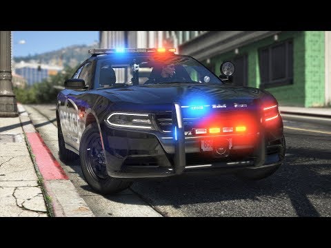 LSPDFR - Day 1011 - Stay alive, don’t text & drive