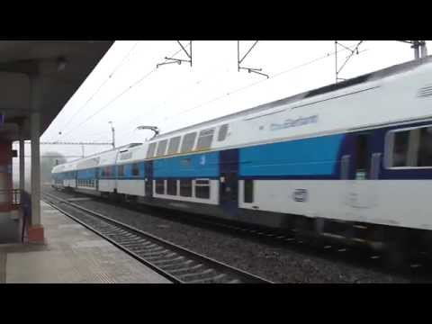 EJ č.71 CityElefant jako R 1423 Valášek - Praha - Olomouc - Vsetín