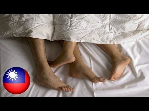 Ang iyong personal trainer para sa pagbaba ng timbang Paano alisin tiyan apron sa bahay