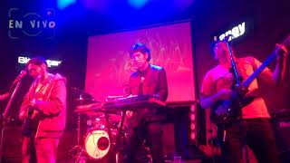 Me estas atrapando otra vez en vivo (andres calamaro cover en vivo)