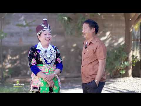 Pov Muas thiab Ntxawm Lis Kwv Txhiaj vim nkauj kev deb nraug kev dav