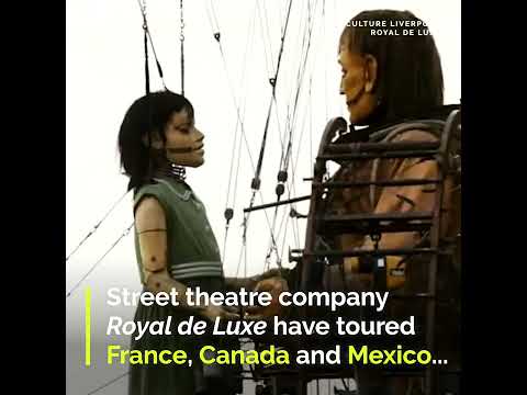 Giants - Street Theater