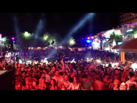 Solomun played Sharam Jey's "Like Nobody Does" at Ushuaia Closing 2012 (Ibiza)