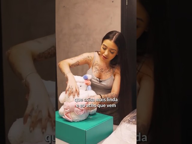 Abrindo presentinhos da Serena 🥺🥰 #mcmirella #graodegente #mirella #famosos #unboxing