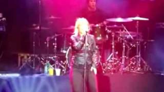 Amaia Montero - 01. Ni puedo ni quiero (Montevideo 2009) ::HQ::