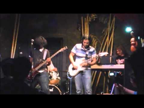 Bad Krohma - Jigsaw live @ BloomBars
