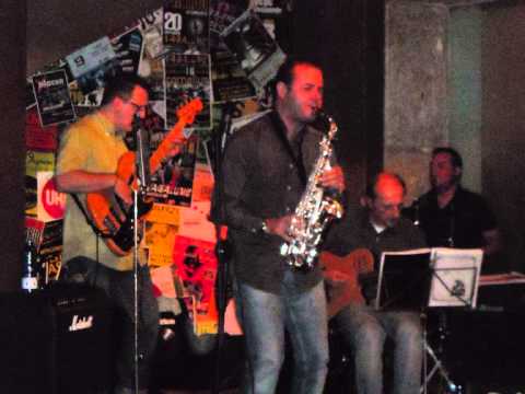 Pablo Estellés en el "Vagalume" - All blues (Miles Davis)