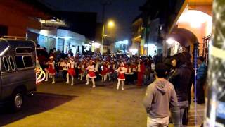 preview picture of video 'DESFILE DE  NAVIDAD  2011  EN  HUAUCHINANGO, PUEBLA'
