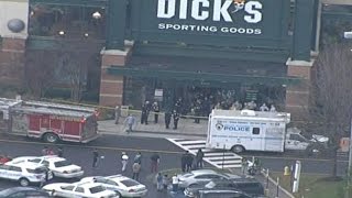 Reports: Gunman shot and killed in North Carolina mall
