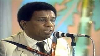 Los Sabanales Lyrics English Translation