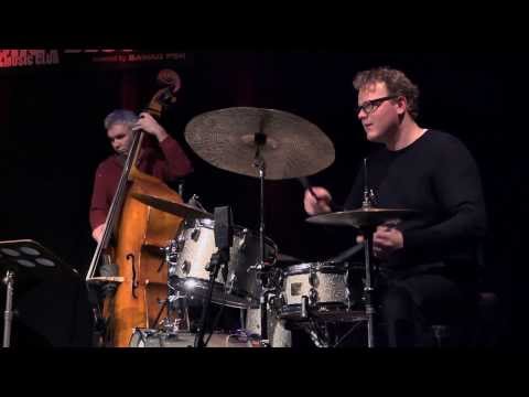 triotonic - 60 Seconds