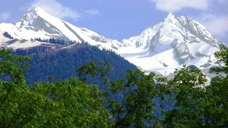 preview picture of video 'Best Of Pahalgam - Lidder River, Snow Peaks, Pinewoods - Kashmir Tourism Video'