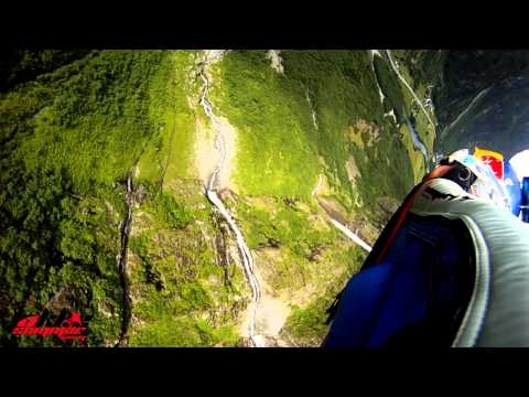 Wingsuit proximity at Extremesportsweek 2011