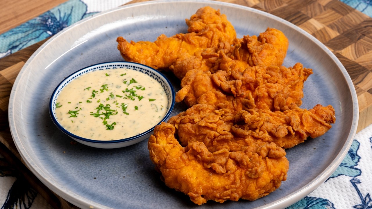 Homemade Chicken Tenders Rangup & Juicy | Sos Creamy Garlic Paling Sedap