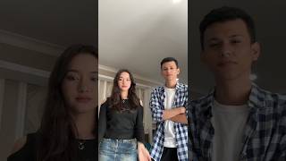 Download lagu RAYA DAN ARYA JOGET BARENG - JANGAN BERCERAI BUNDA mp3 Download lagu RAYA DAN ARYA JOGET BARENG - JANGAN BERCERAI BUNDA mp3