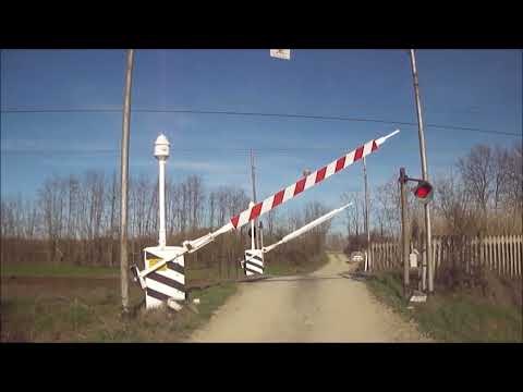 Passaggio a livello Gamalero (AL) - Level crossing - Bahnübergang