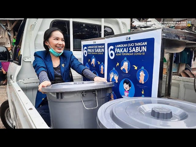 KKN Mahasiswi Undip Bawa Kebaikan di Kampung Pemulung Kebagusan