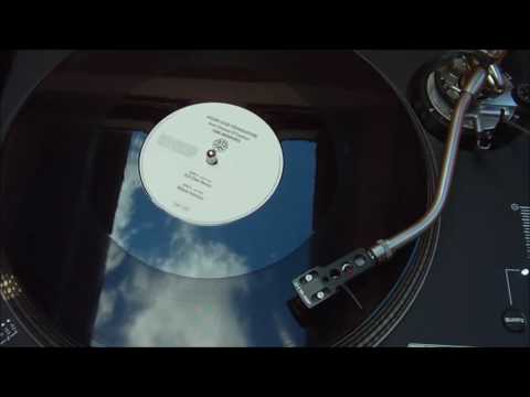 Asian Dub Foundation feat. Sinead O'Connor - 1000 Mirrors [720p] [vinyl]